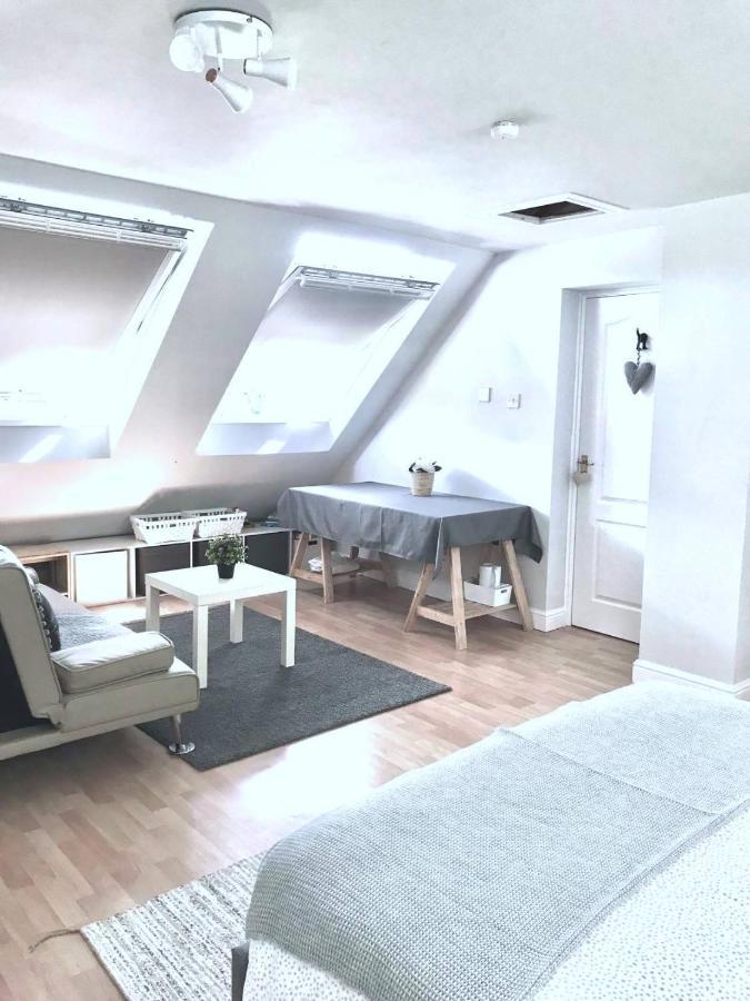 Fox View Guesthouse Бристоль Экстерьер фото